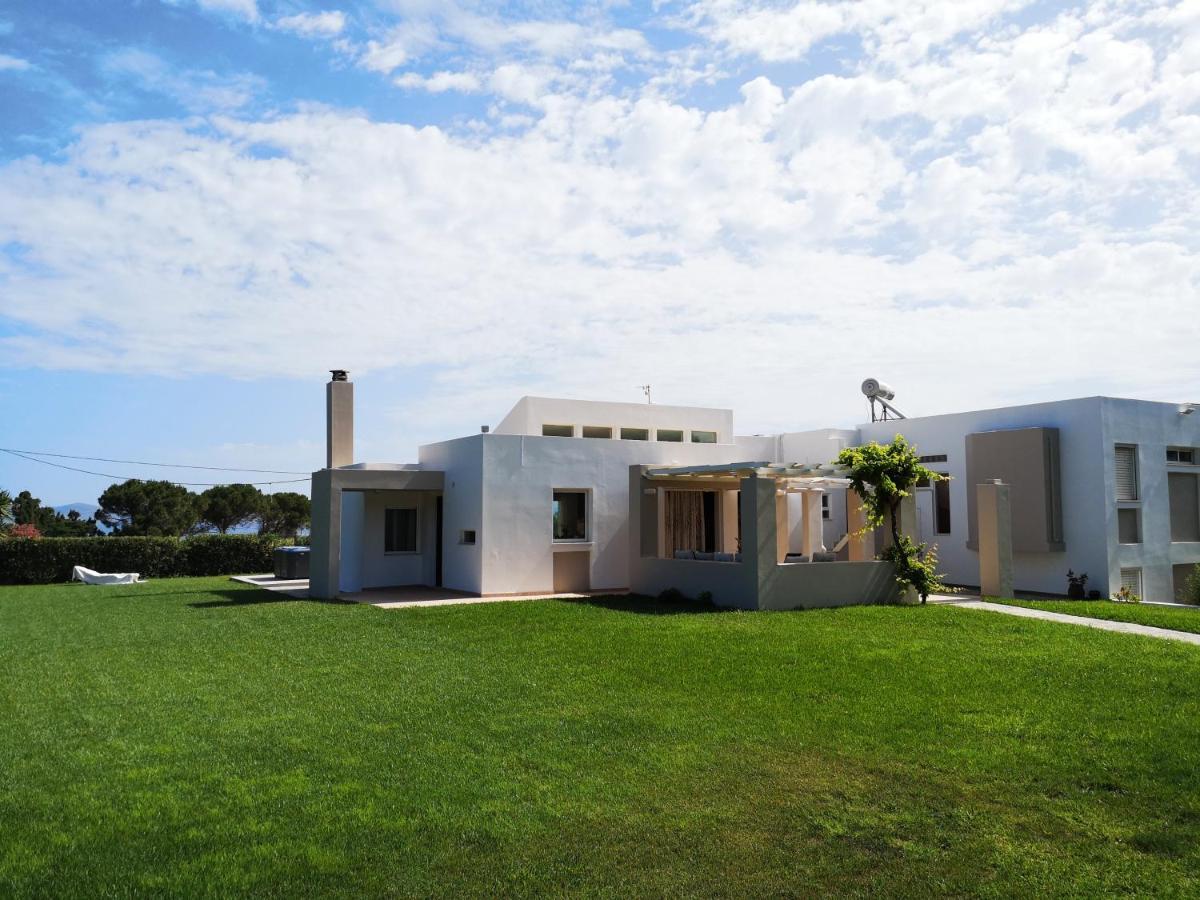 Villa Leonidas Mastihari Exterior photo